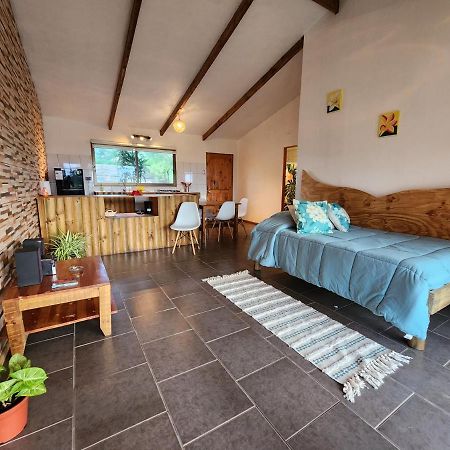 Cabanas Kainga Hanga Roa Buitenkant foto