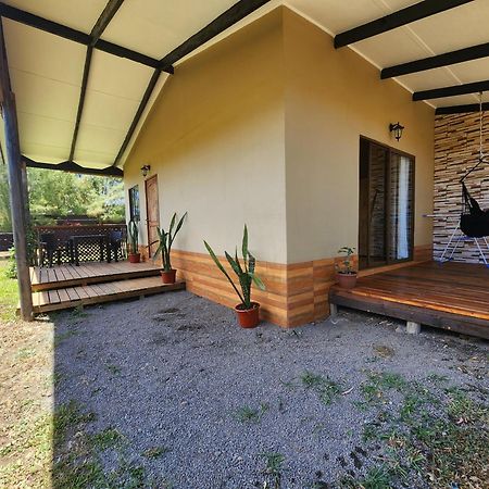 Cabanas Kainga Hanga Roa Buitenkant foto